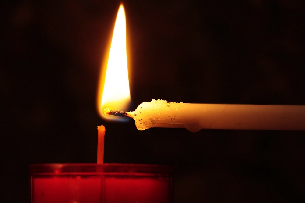 Porquê acender uma vela na igreja?