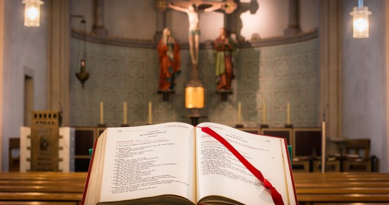 10 capas litúrgicas para a sua igreja