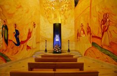 O Santuário do Padre Pio em San Giovanni Rotondo O Santuário do Padre Pio em San Giovanni Rotondo