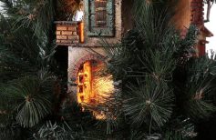 Presépios originais: os 5 mais estranhos do catálogo de Holyart Presépios originais