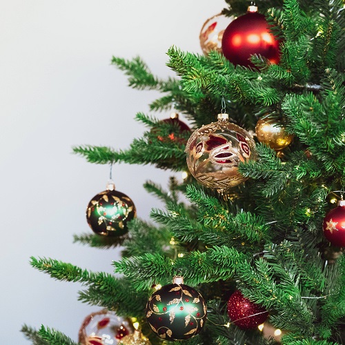 Árvore de Natal, cores que nunca saem de moda e as novidades