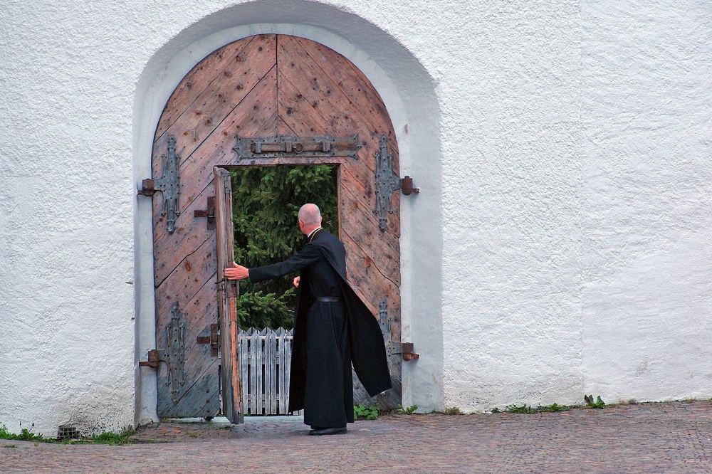 A hierarquia eclesiástica na Igreja Católica