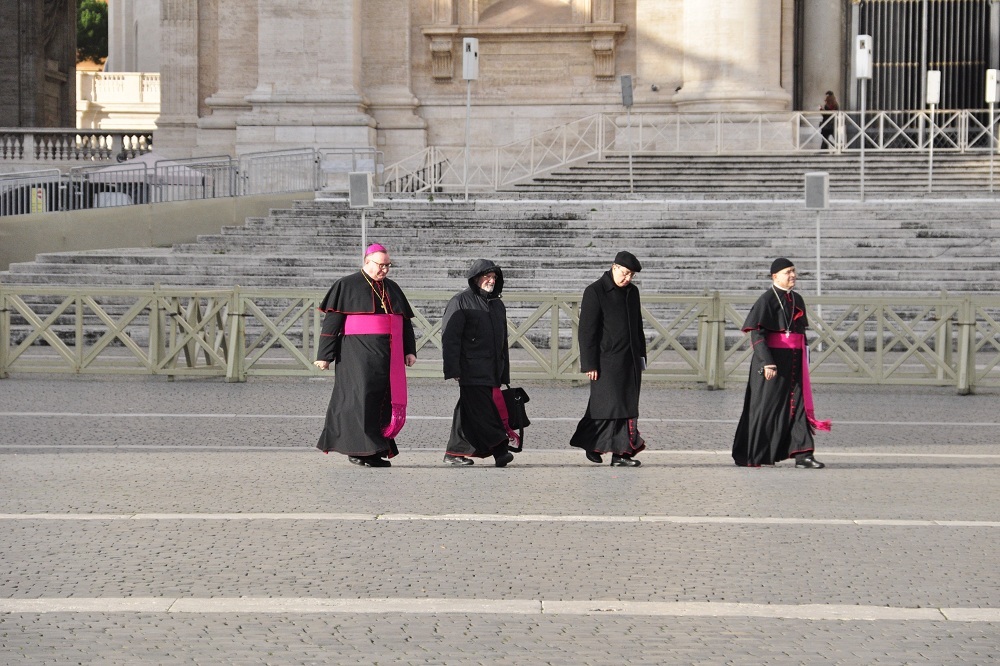 hierarquia da igreja catolica