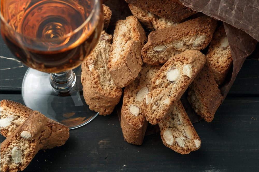Vinho de missa e vinho santo: o que têm em comum
