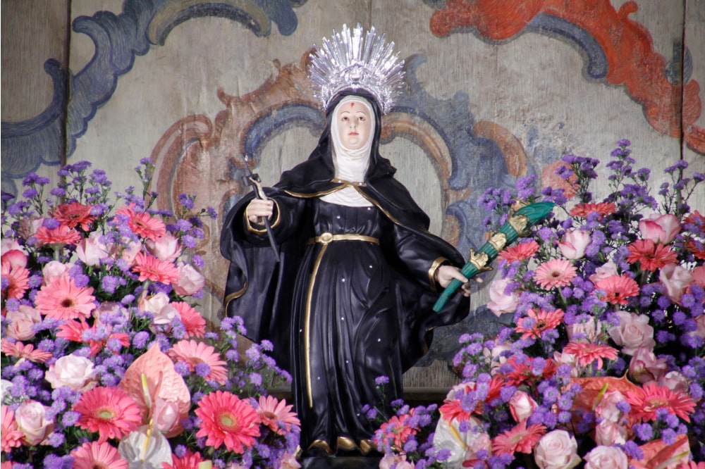 Santa Rita de Cássia, padroeira dos casamentos e das causas impossíveis