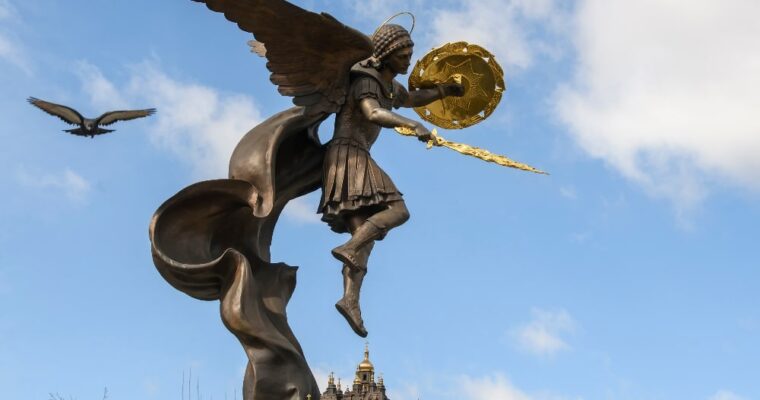 Sete arcanjos: porque é que veneramos apenas três?