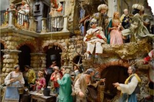 Espaço, estilo e material: diferentes modelos de presépio para todas as necessidades